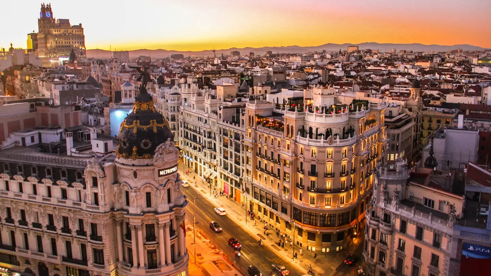 Private Arabic-speaking tour experience in Madrid with Arab Guide Spain