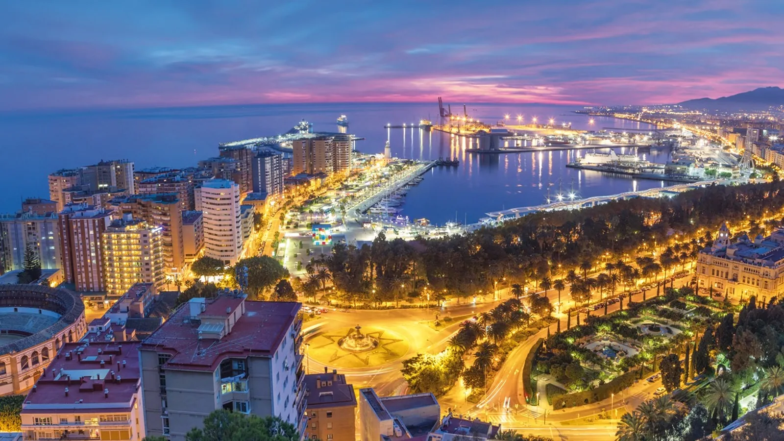 Private Arabic-speaking tour experience in Malaga with Arab Guide Spain