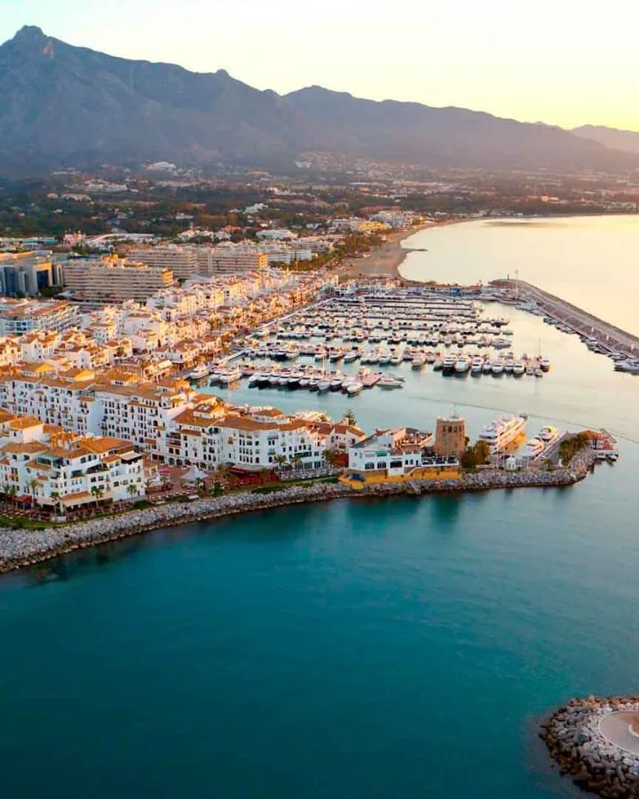 Marbella tourist destination — Arab Guide Spain
